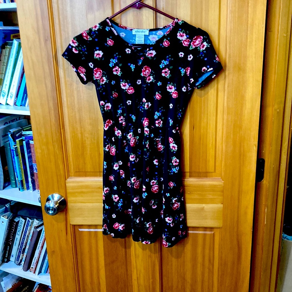 Shosho, size 12 casual floral girls dress